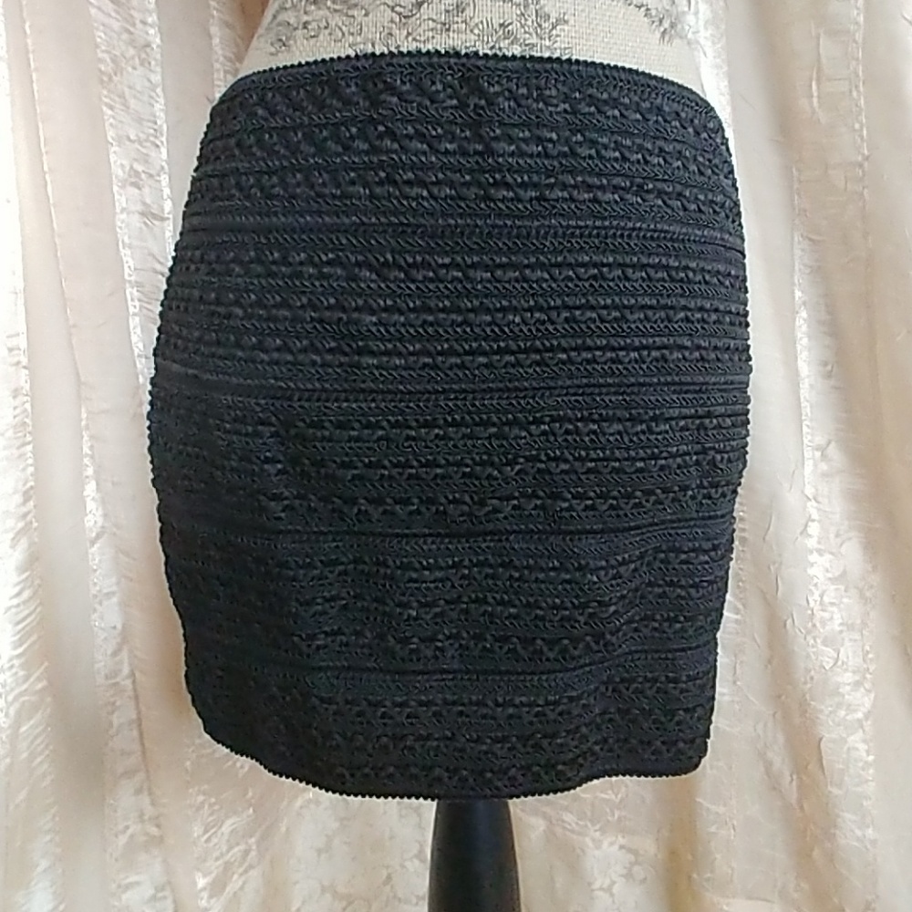 Forever 21 Women's Black Skirt